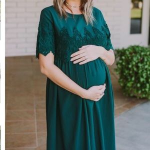 Wren and Ivory Anya Lace Gown in Hunter Green